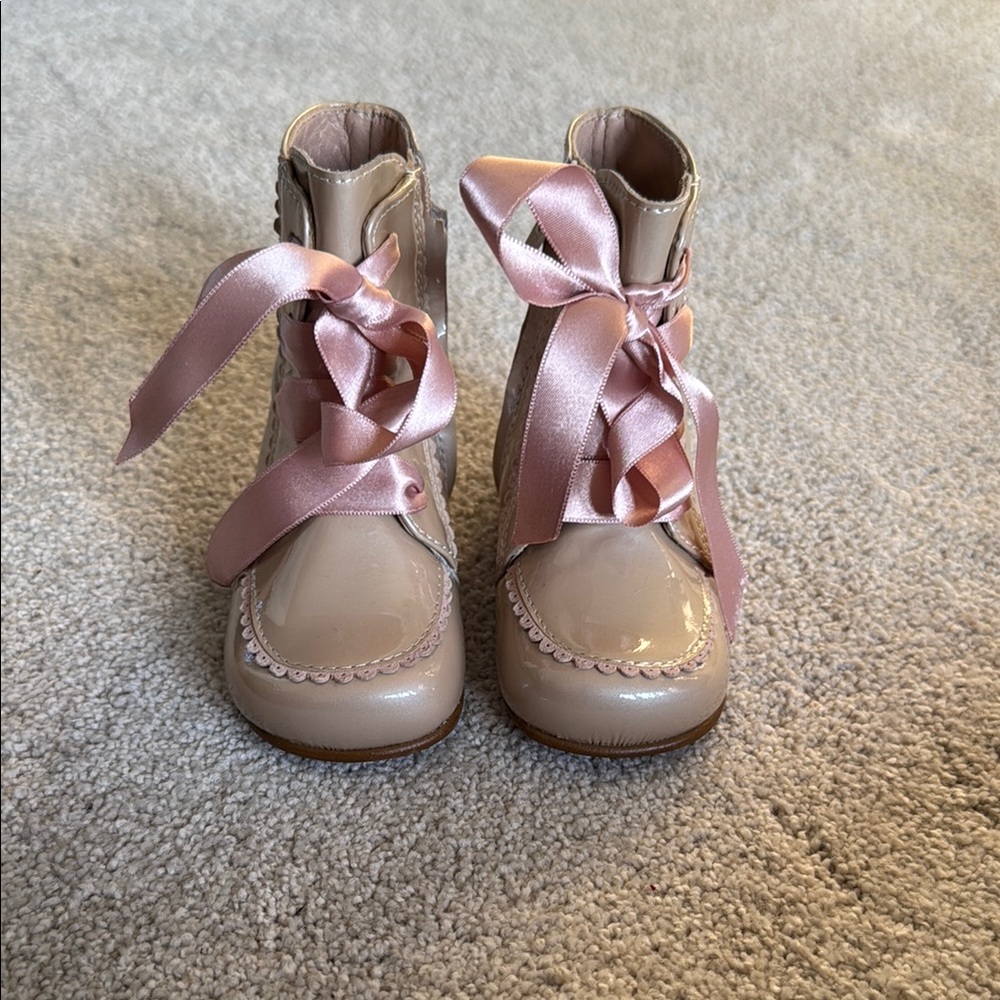Cucada Chic Boots